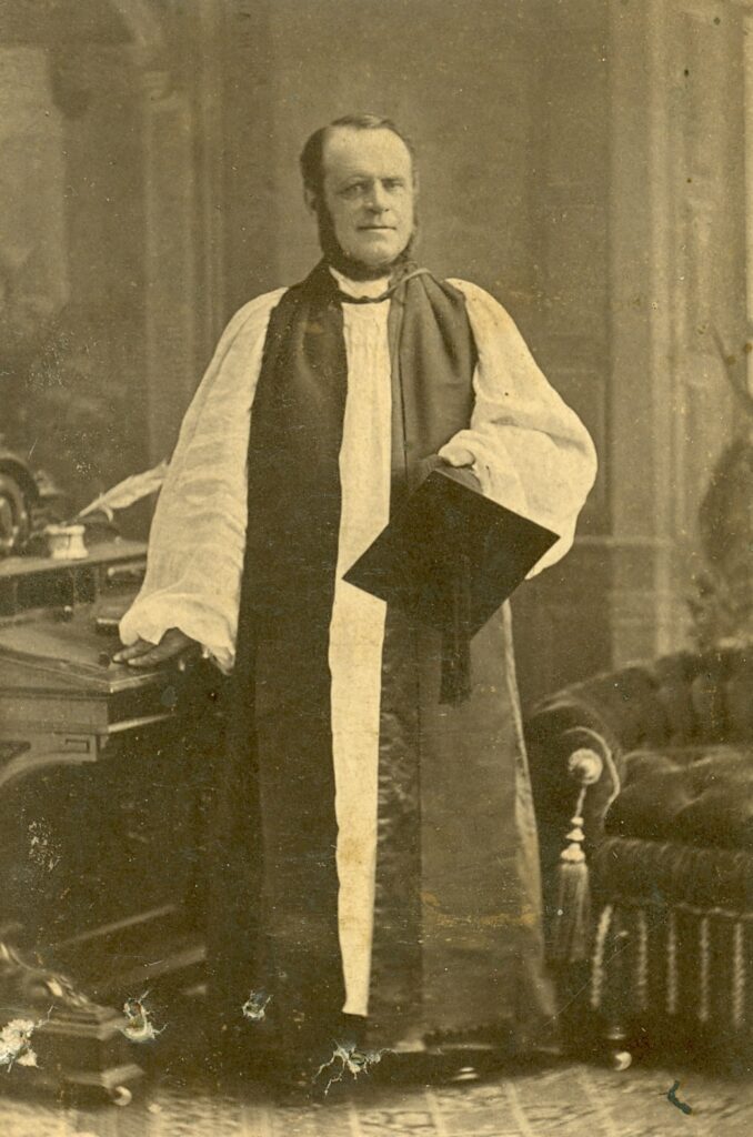 Bishop McLean P7565-30